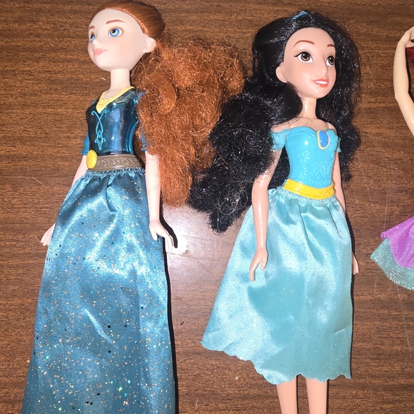 Princess Dolls Set - Assorted Colors - Picture 2 of 3